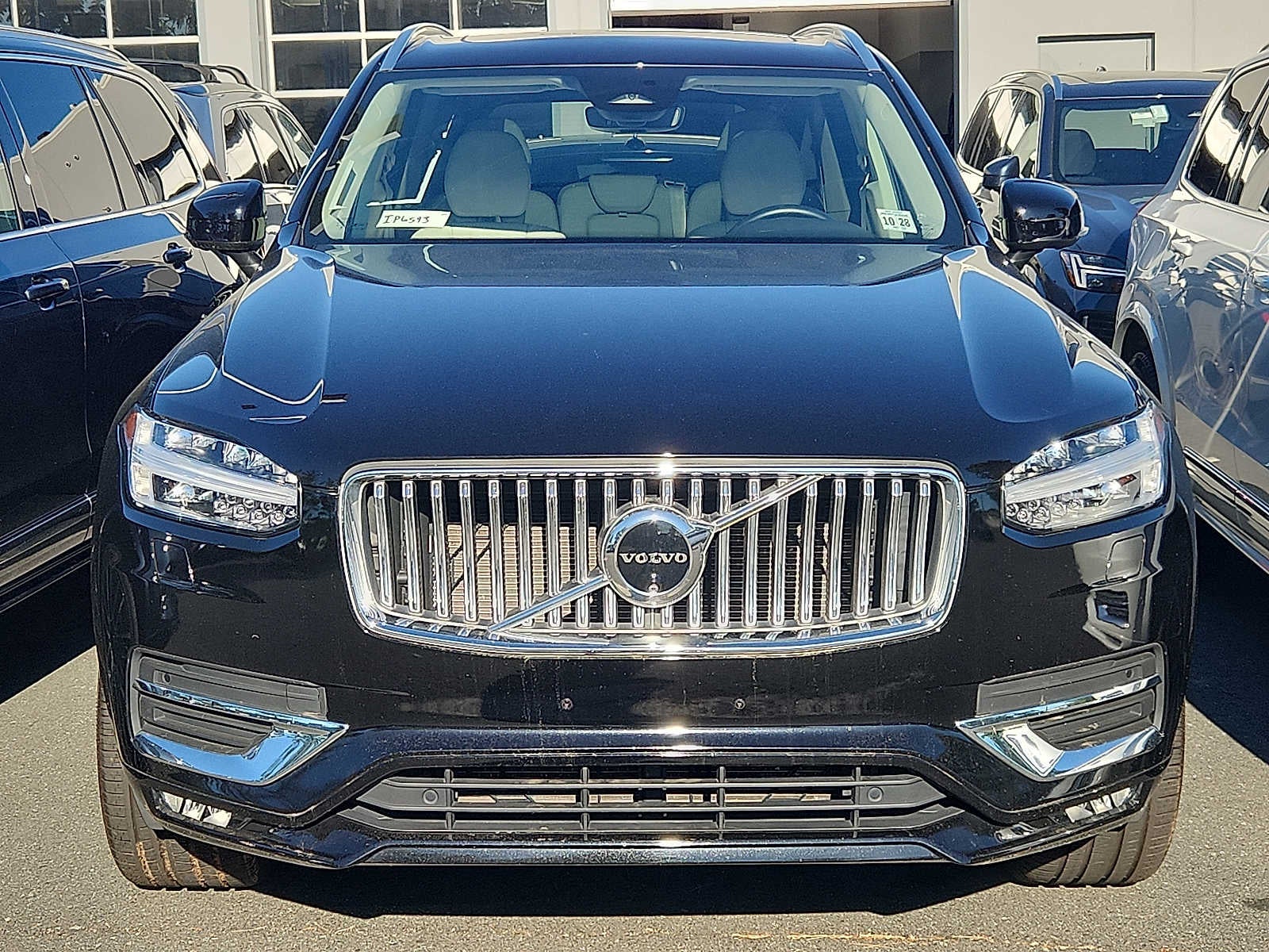 2024 Volvo XC90 Plus Bright Theme