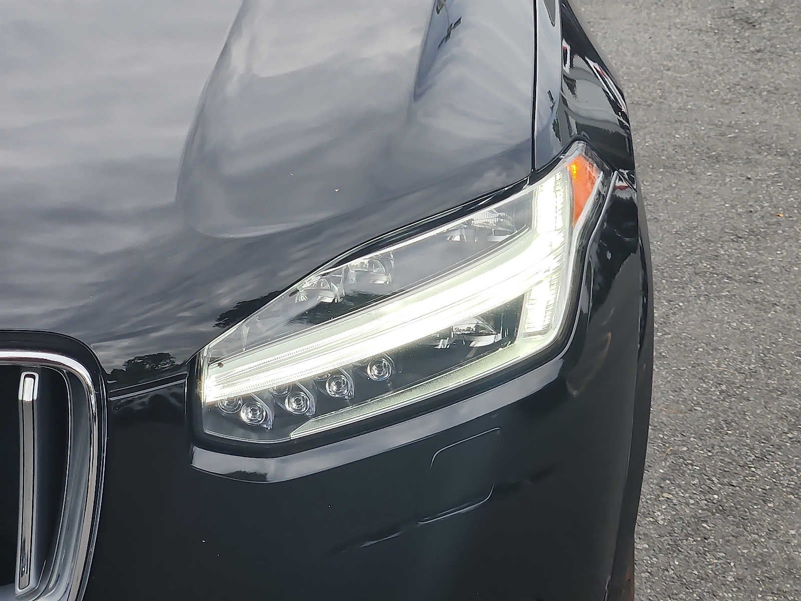 2024 Volvo XC90 Plus Bright Theme