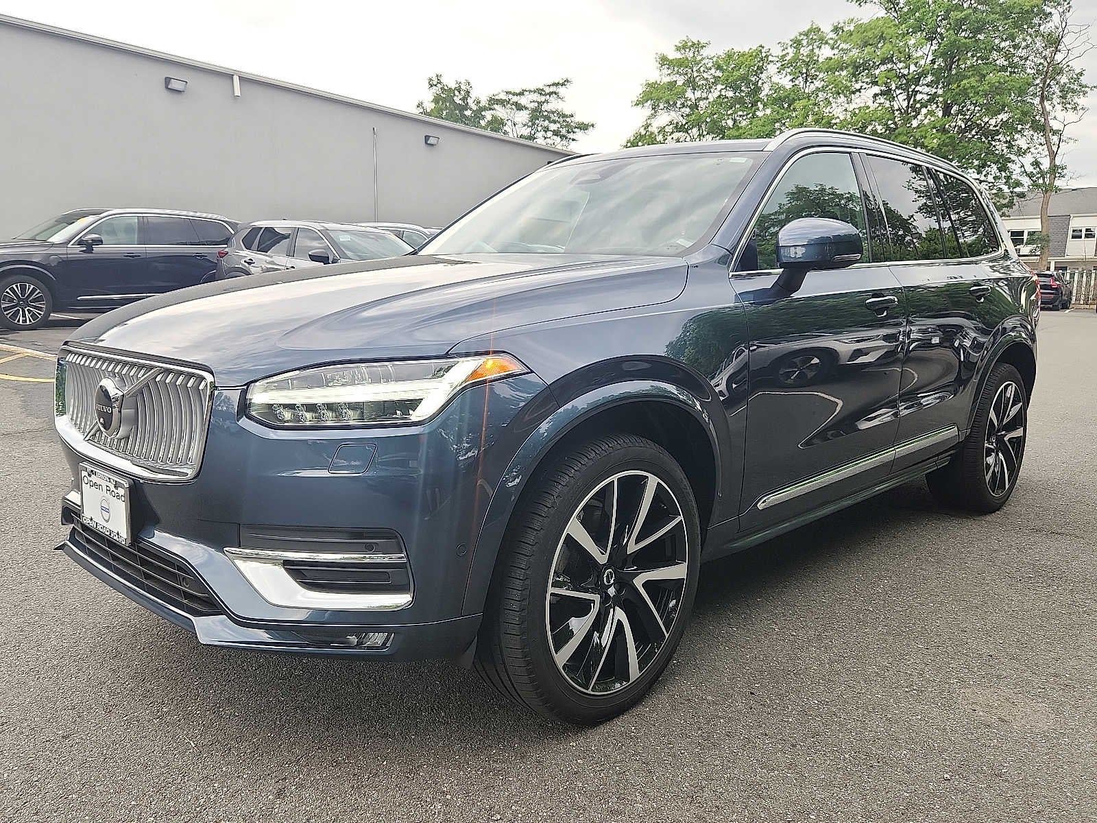2023 Volvo XC90 Plus