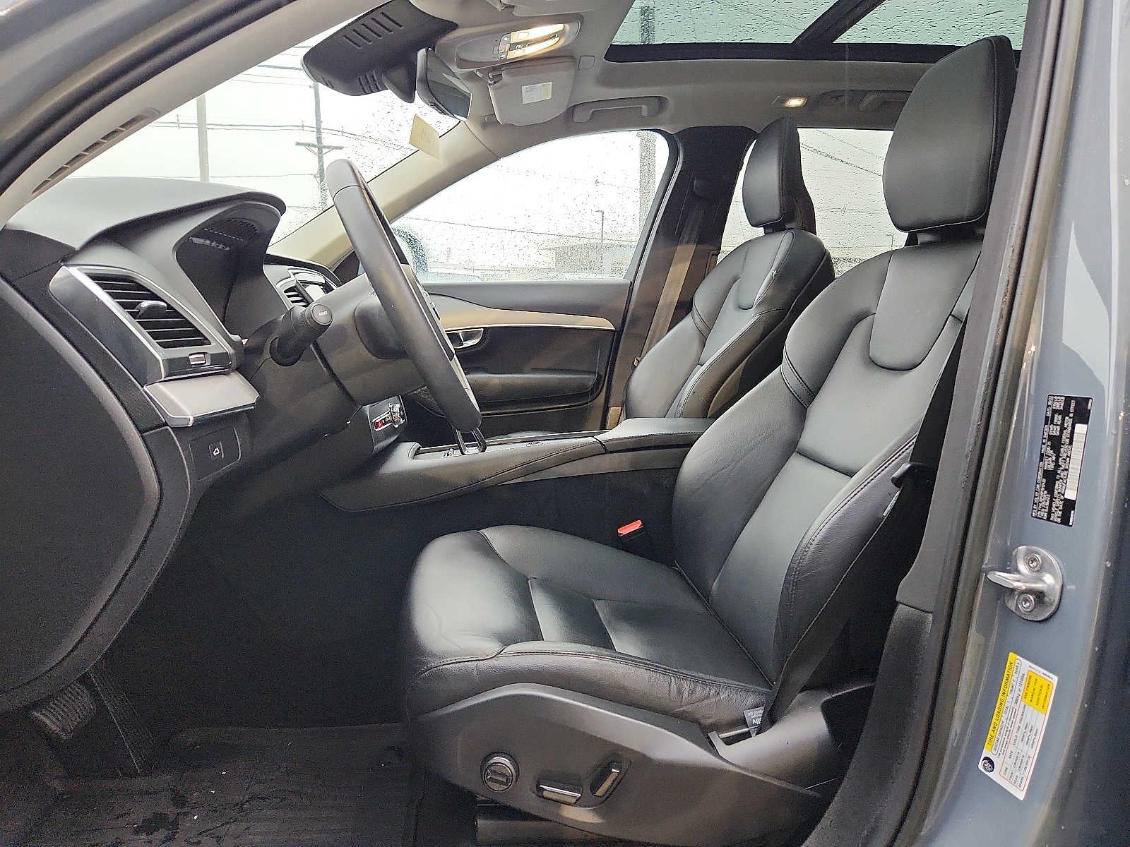 2023 Volvo XC90 Core