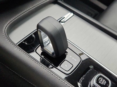 2023 Volvo XC90 Core