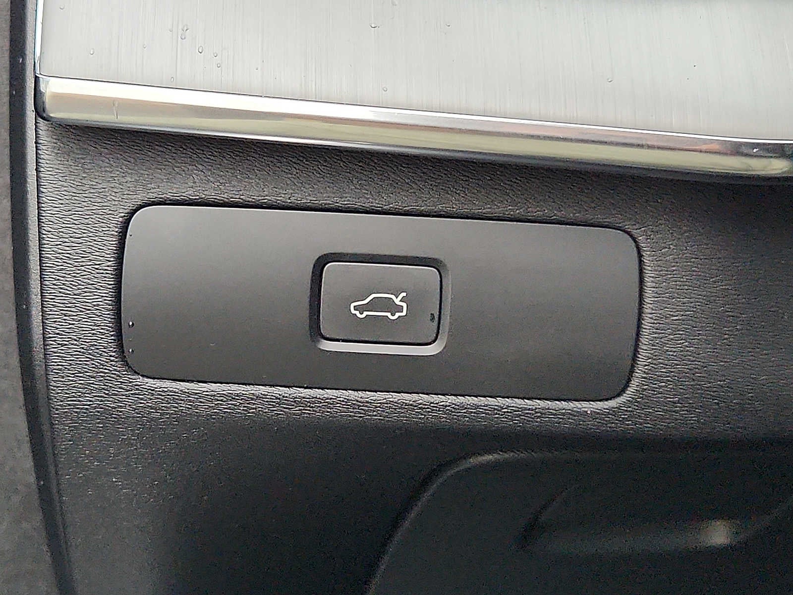 2023 Volvo XC90 Core