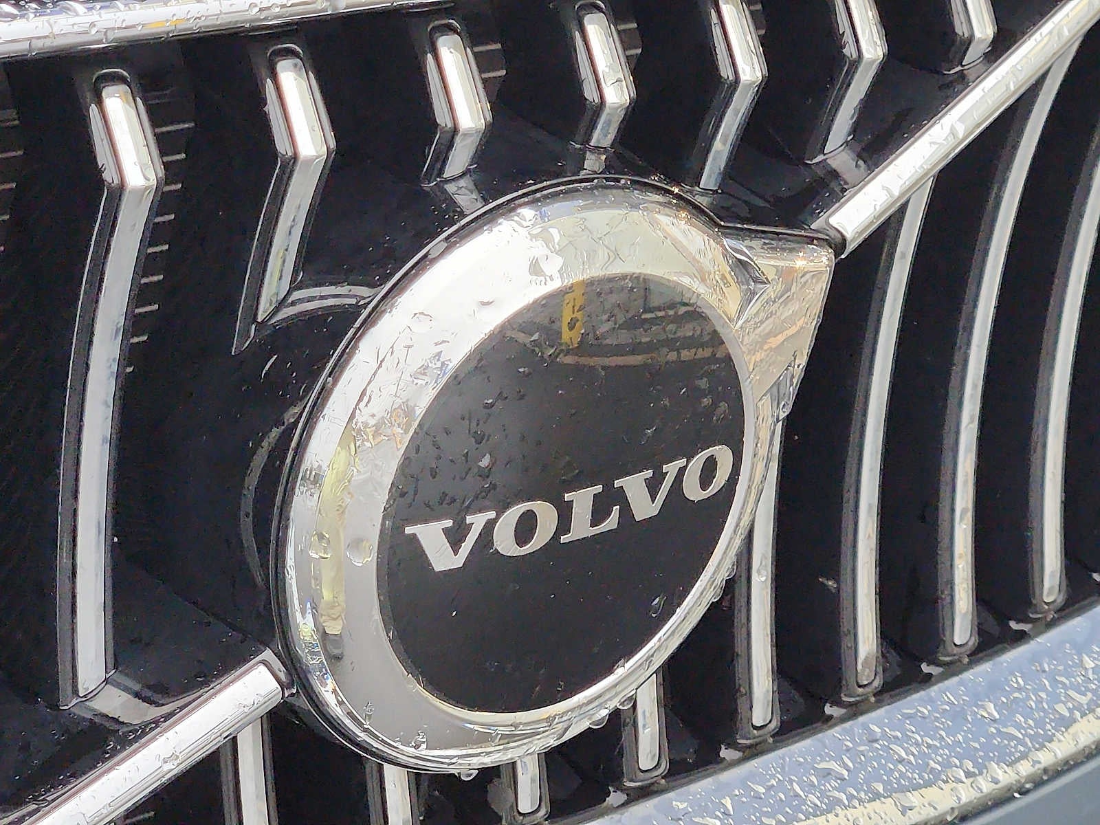 2023 Volvo XC90 Core