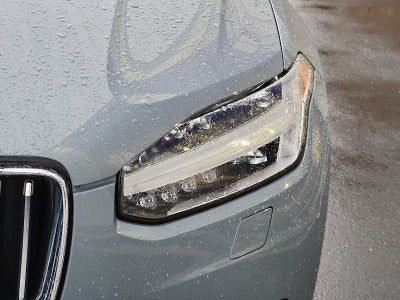 2023 Volvo XC90 Core