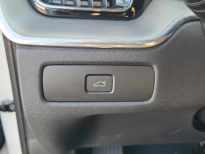 2024 Volvo XC60 Core Dark Theme