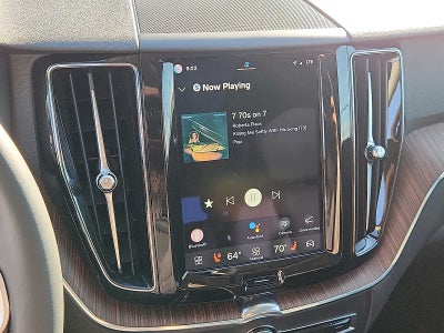 2022 Volvo XC60 Momentum