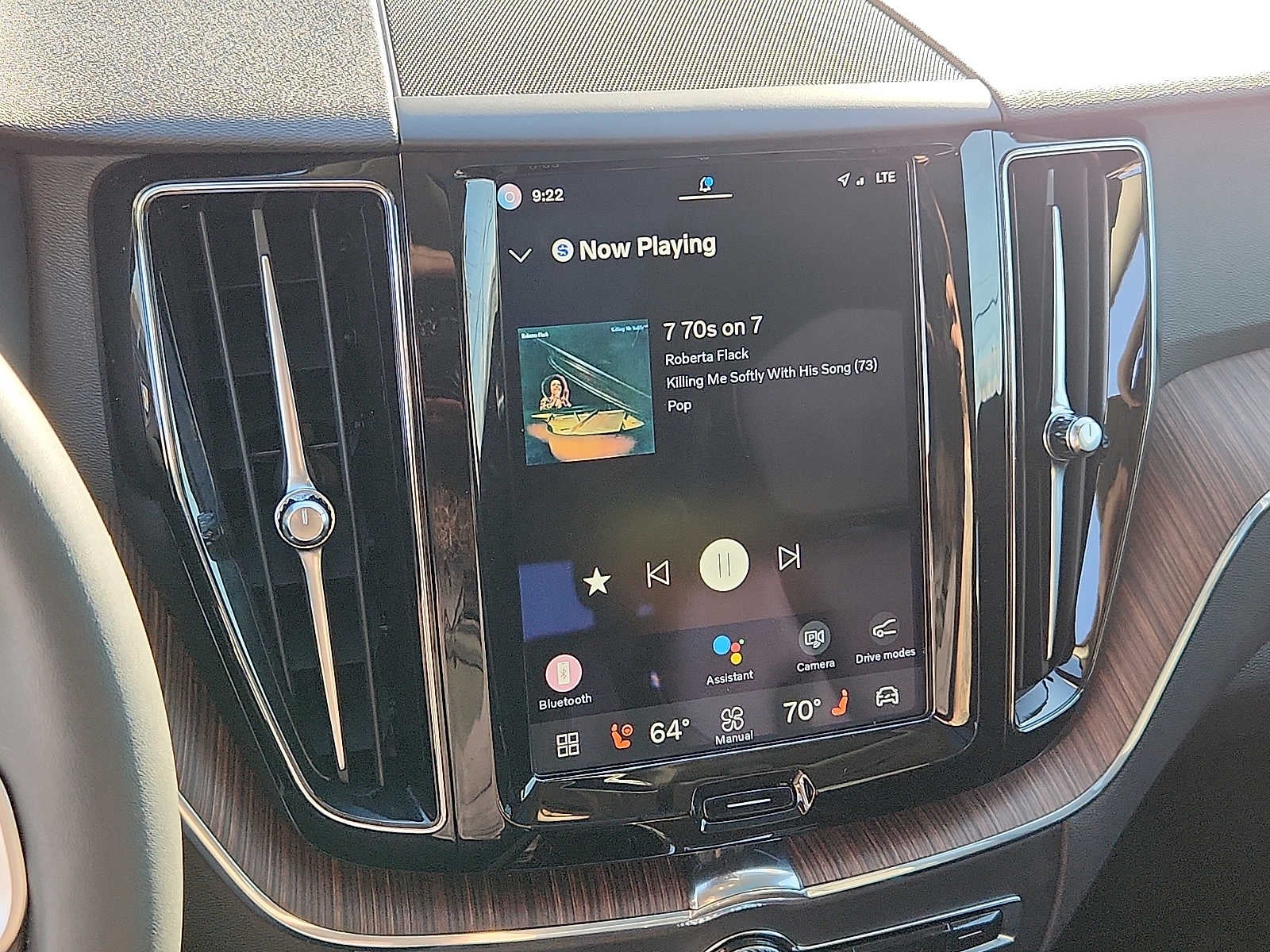 2022 Volvo XC60 Momentum