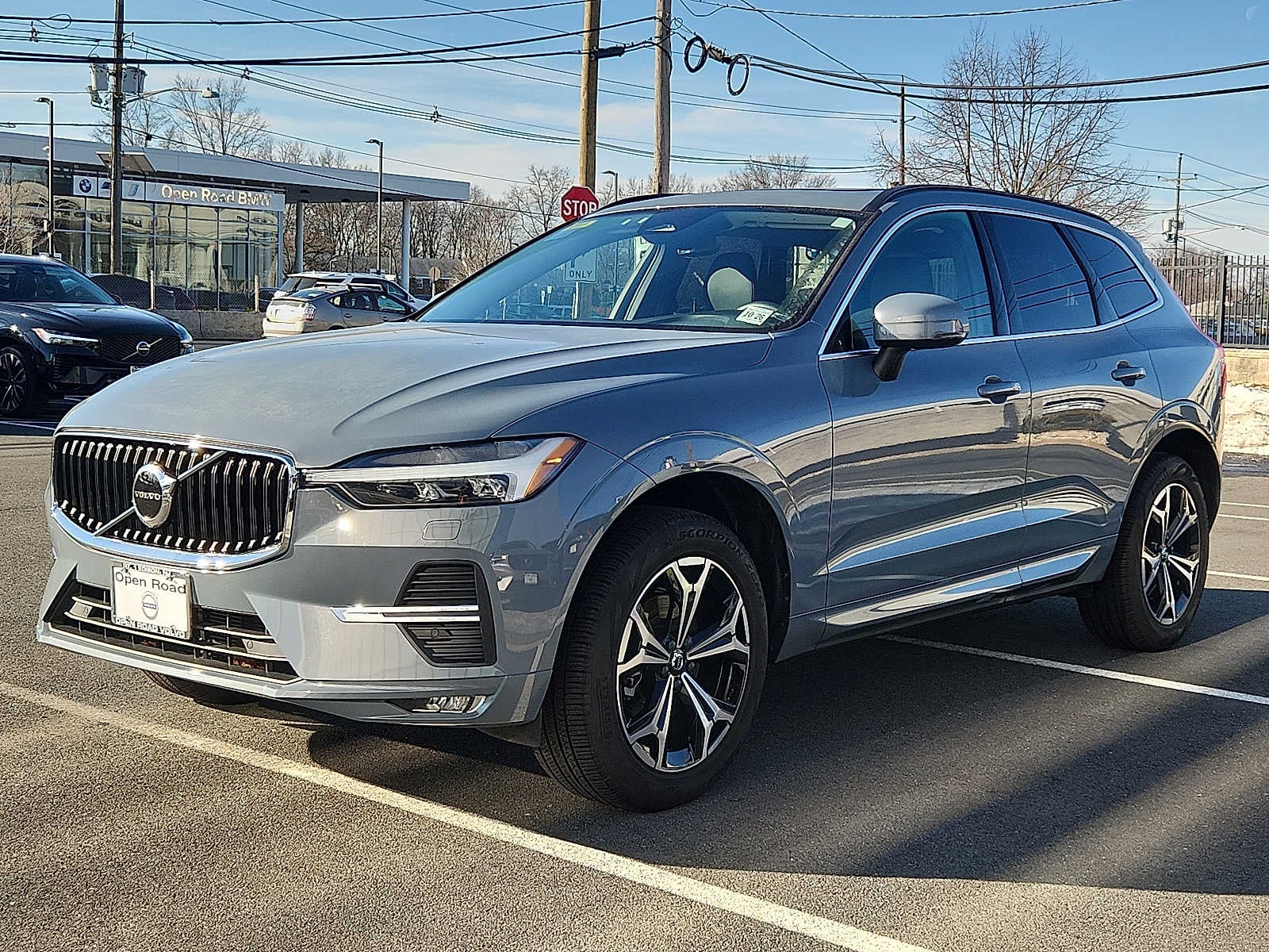 2022 Volvo XC60 Momentum