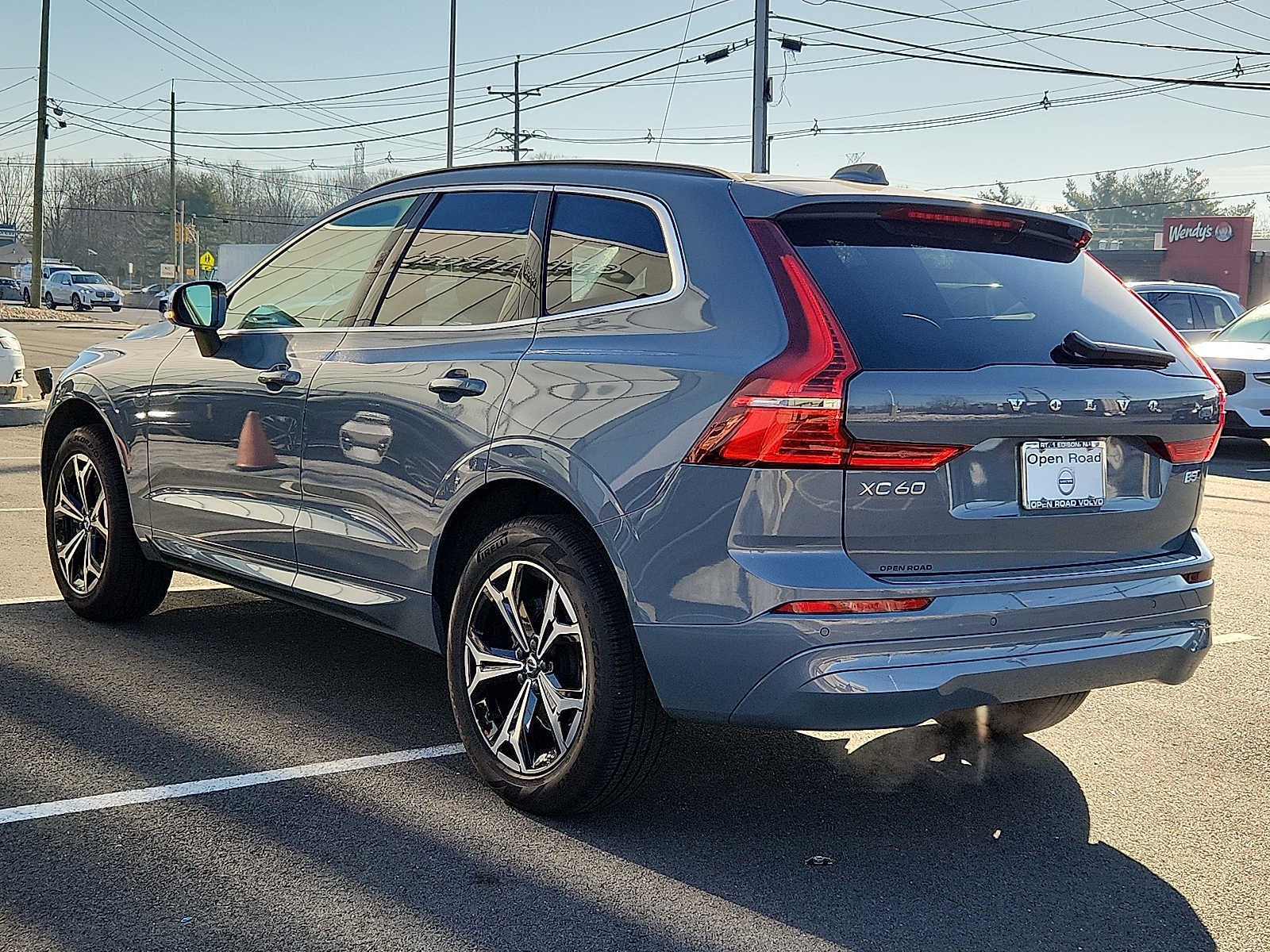 2022 Volvo XC60 Momentum