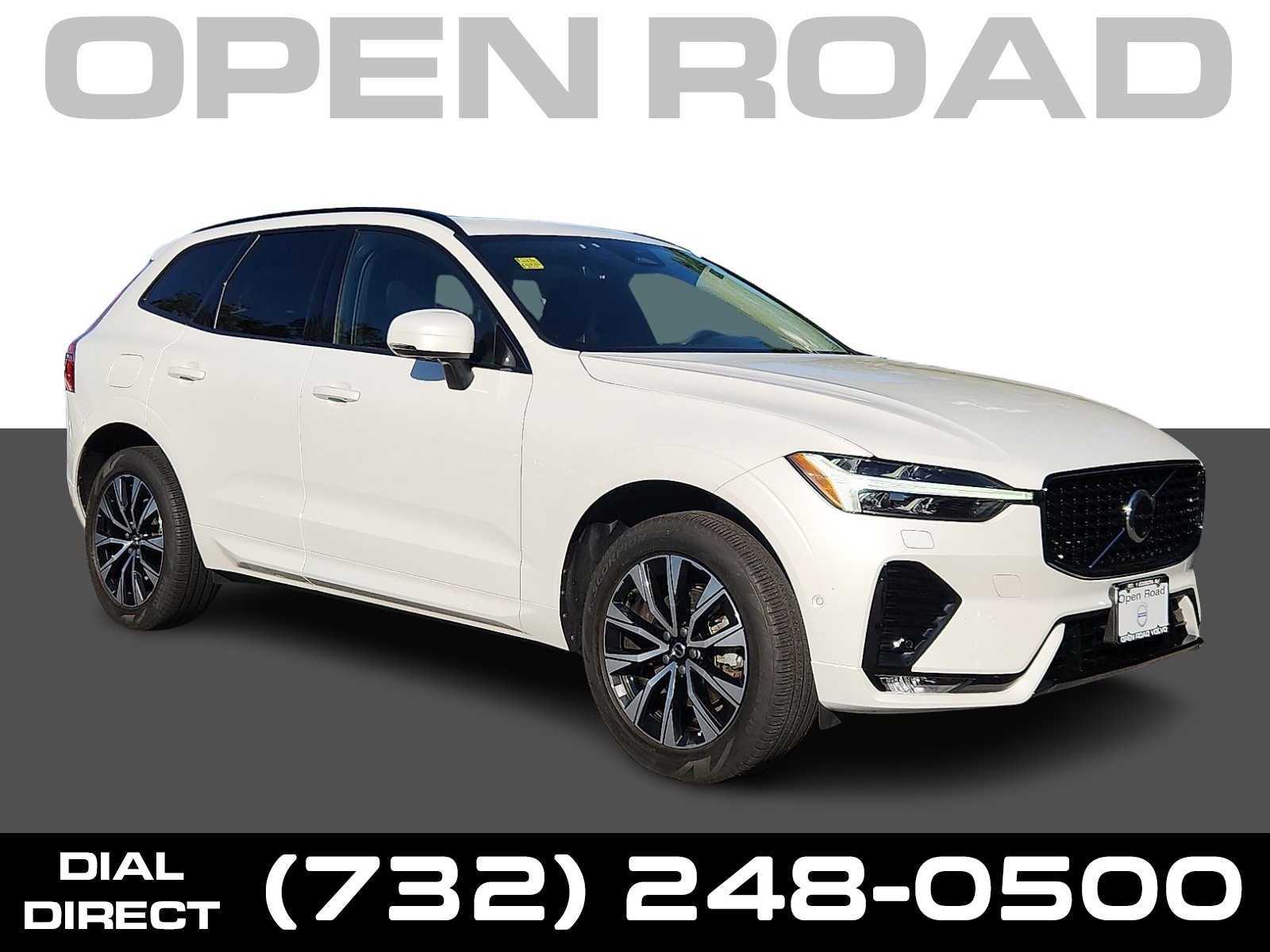 2024 Volvo XC60 Plus Dark Theme
