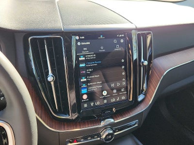 2024 Volvo XC60 Plus Dark Theme