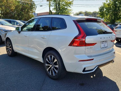 2024 Volvo XC60 Plus Dark Theme