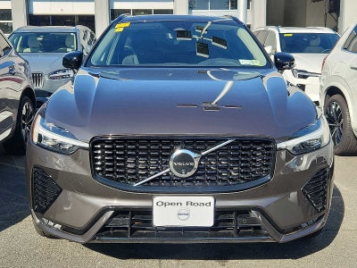 2024 Volvo XC60 Plus Dark Theme
