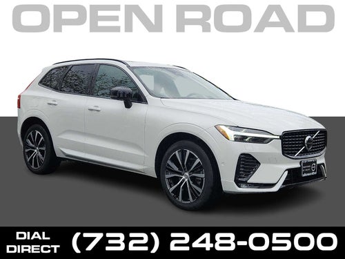 2024 Volvo XC60 Plus Dark Theme