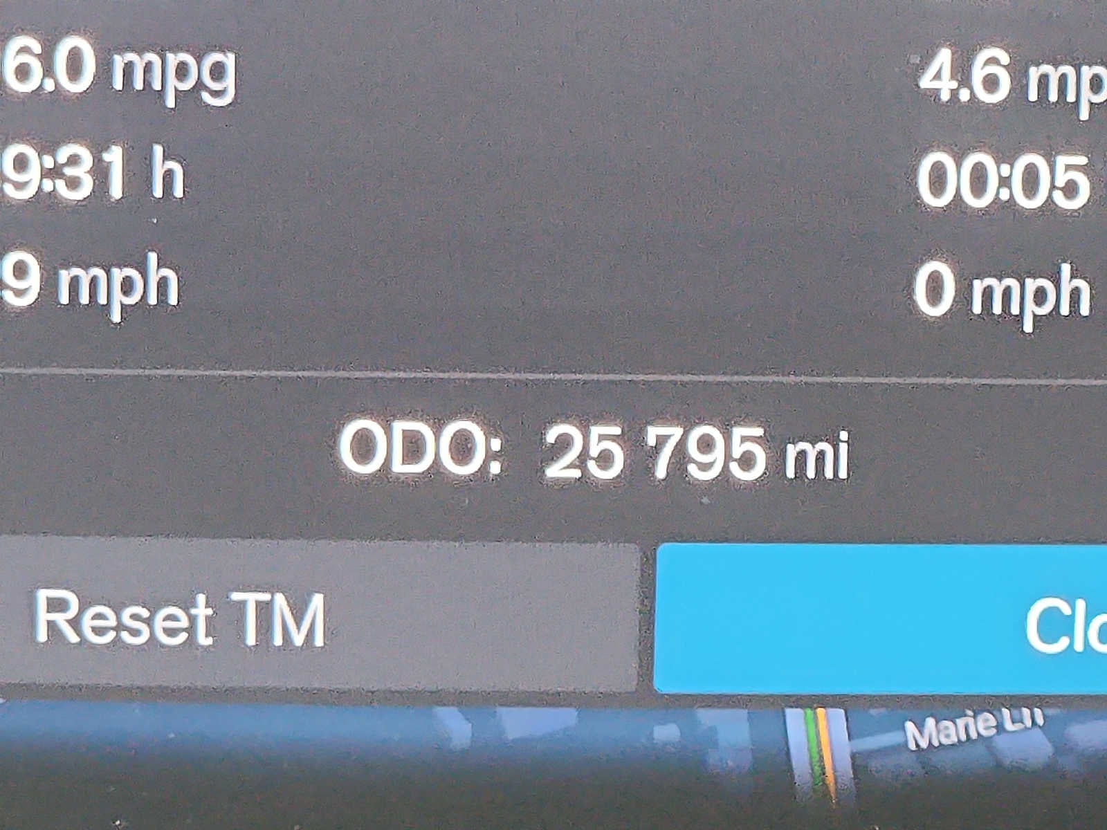 2024 Volvo XC60 Plus Dark Theme