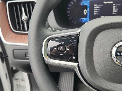 2024 Volvo XC60 Plus Dark Theme