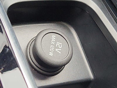 2024 Volvo XC60 Plus Dark Theme