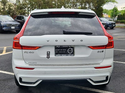 2024 Volvo XC60 Plus Dark Theme