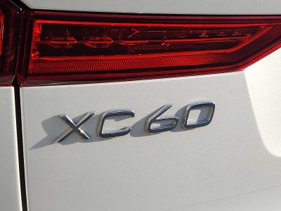 2024 Volvo XC60 Plus Dark Theme