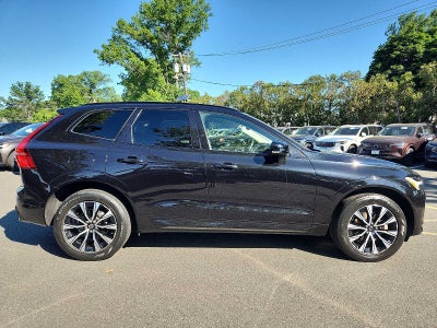 2024 Volvo XC60 Plus Dark Theme