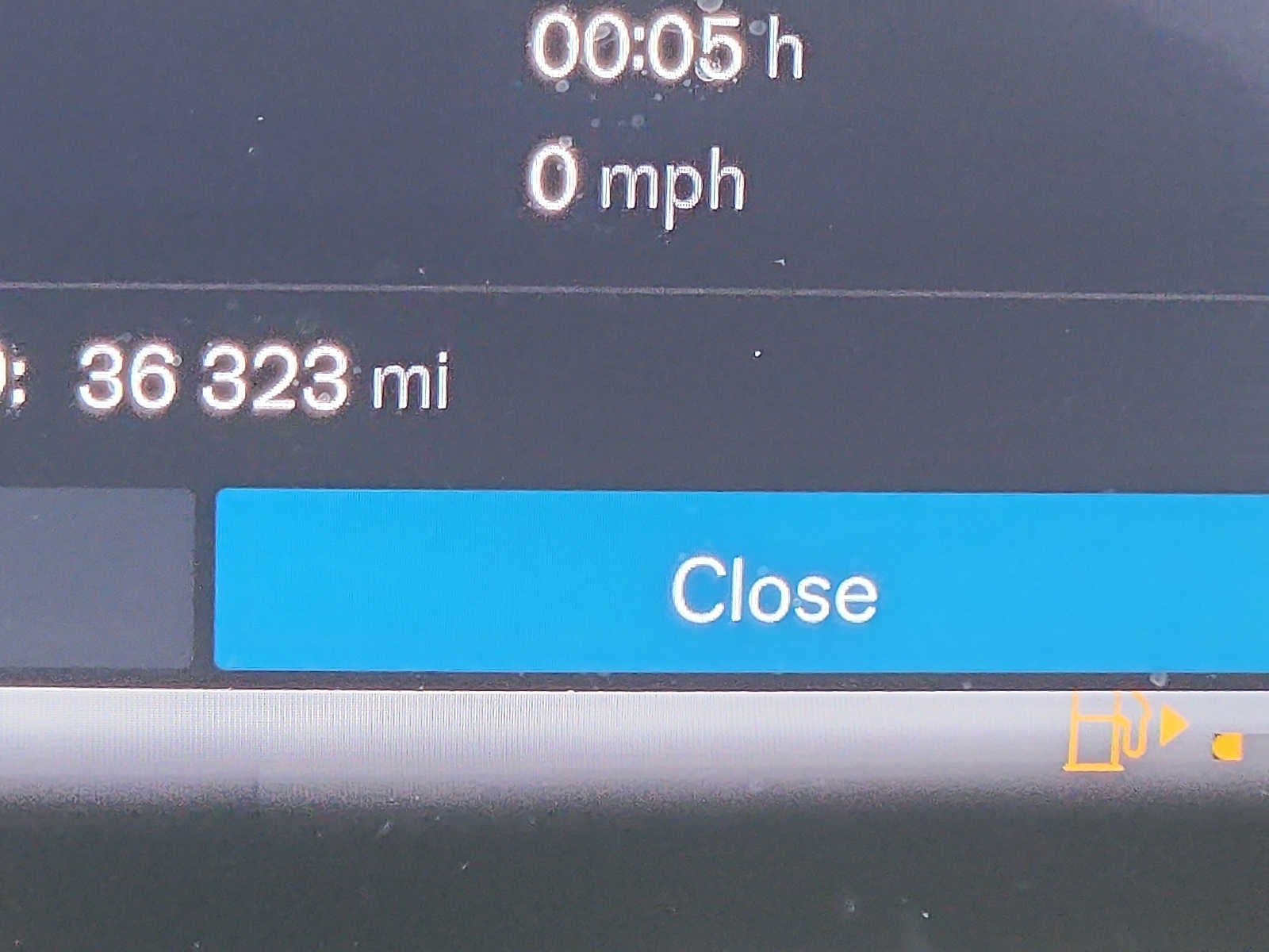 2024 Volvo XC60 Plus Dark Theme