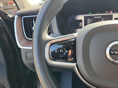 2024 Volvo XC60 Plus Dark Theme