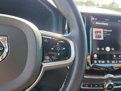 2024 Volvo XC60 Plus Dark Theme