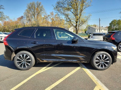 2024 Volvo XC60 Plus Dark Theme