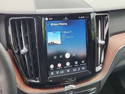 2024 Volvo XC60 Plus Dark Theme