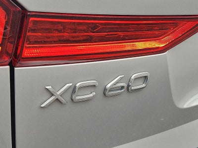 2024 Volvo XC60 Plus Dark Theme