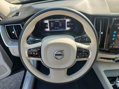 2024 Volvo XC60 Plus Dark Theme