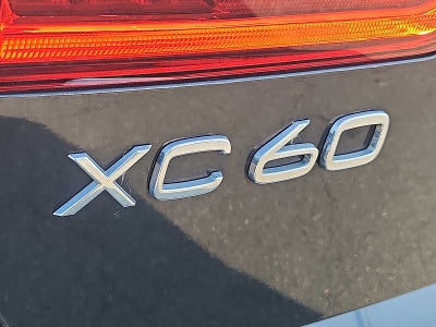 2024 Volvo XC60 Plus Dark Theme