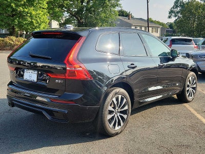 2024 Volvo XC60 Plus Dark Theme