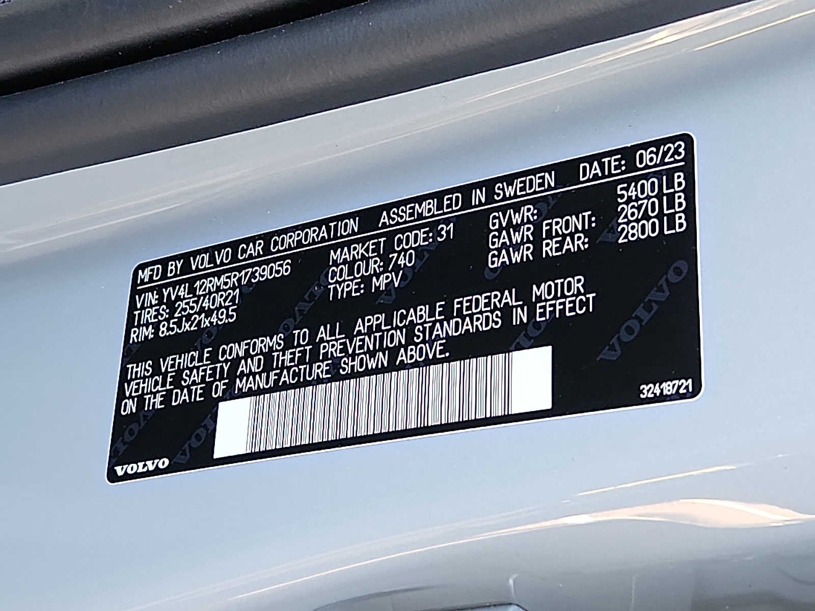 2024 Volvo XC60 Ultimate Dark Theme