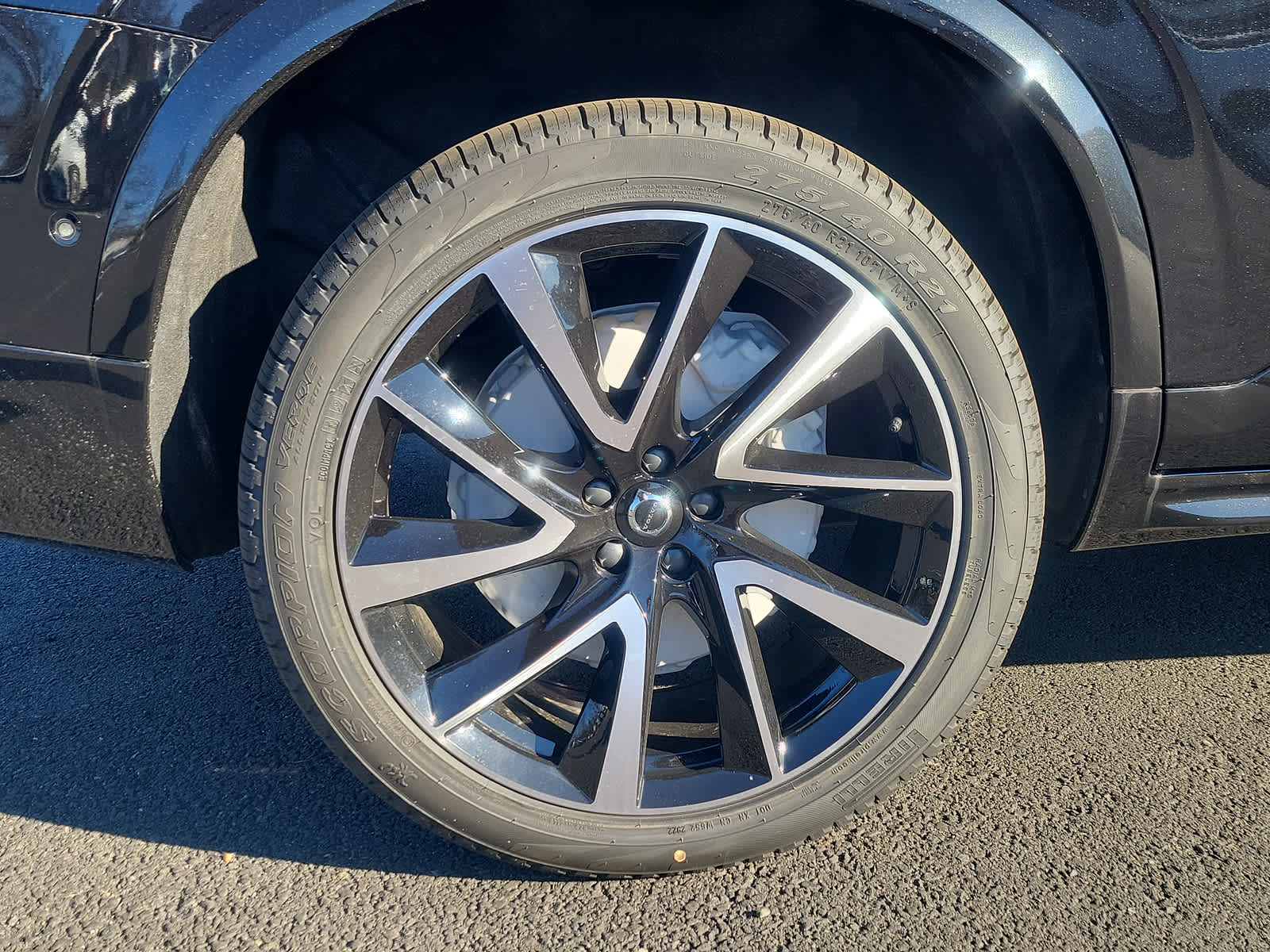 2023 Volvo XC60 Plus Bright Theme