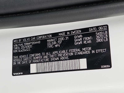 2023 Volvo XC60 Plus Bright Theme