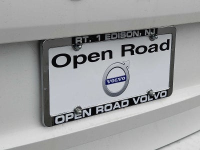 2023 Volvo XC60 Plus Bright Theme