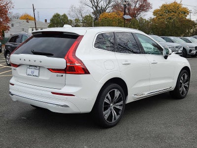 2023 Volvo XC60 Plus Bright Theme