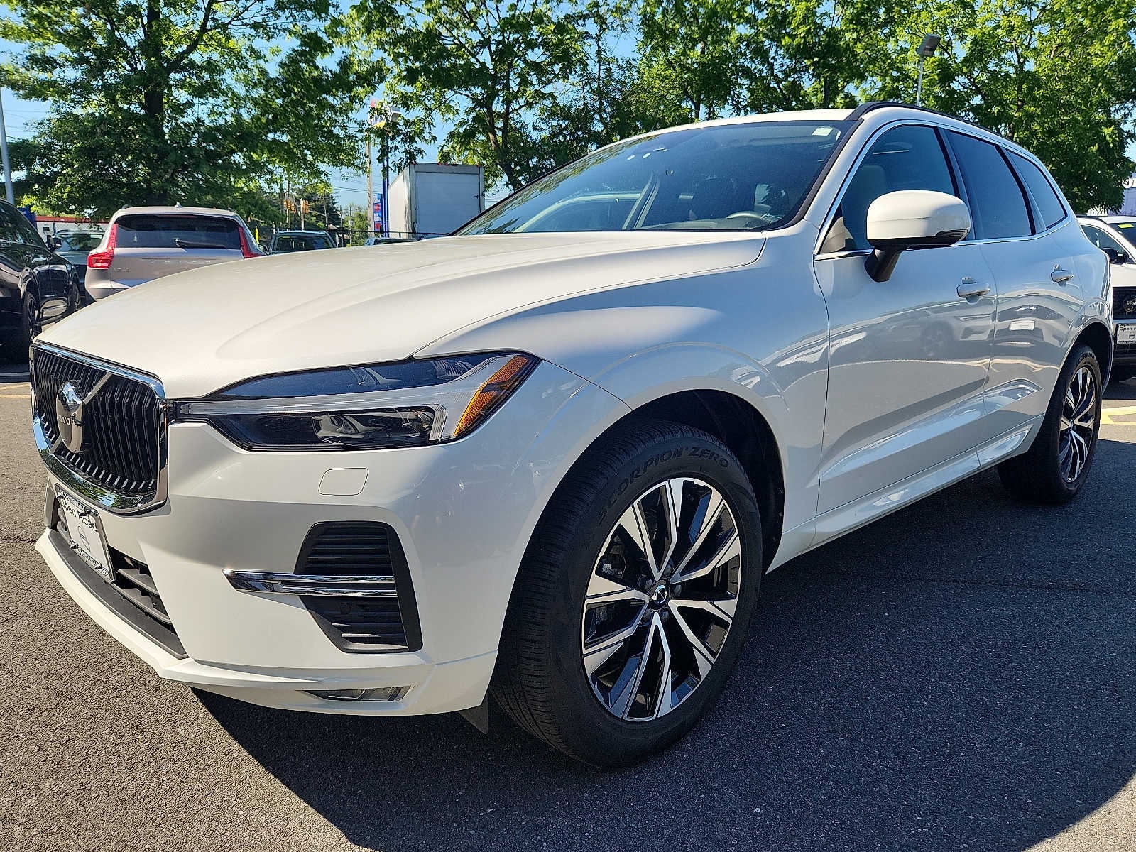 2023 Volvo XC60 Core