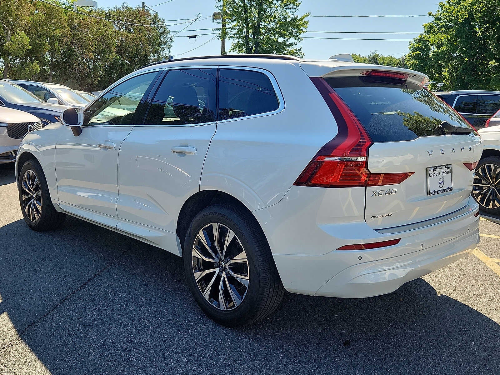 2023 Volvo XC60 Core