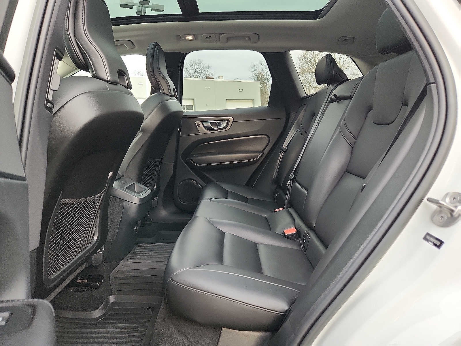 2023 Volvo XC60 Core