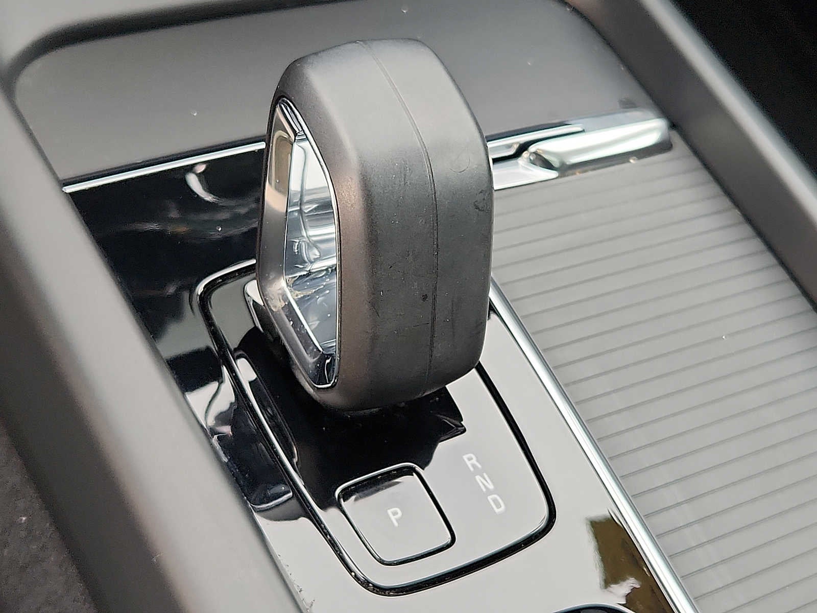 2023 Volvo XC60 Core