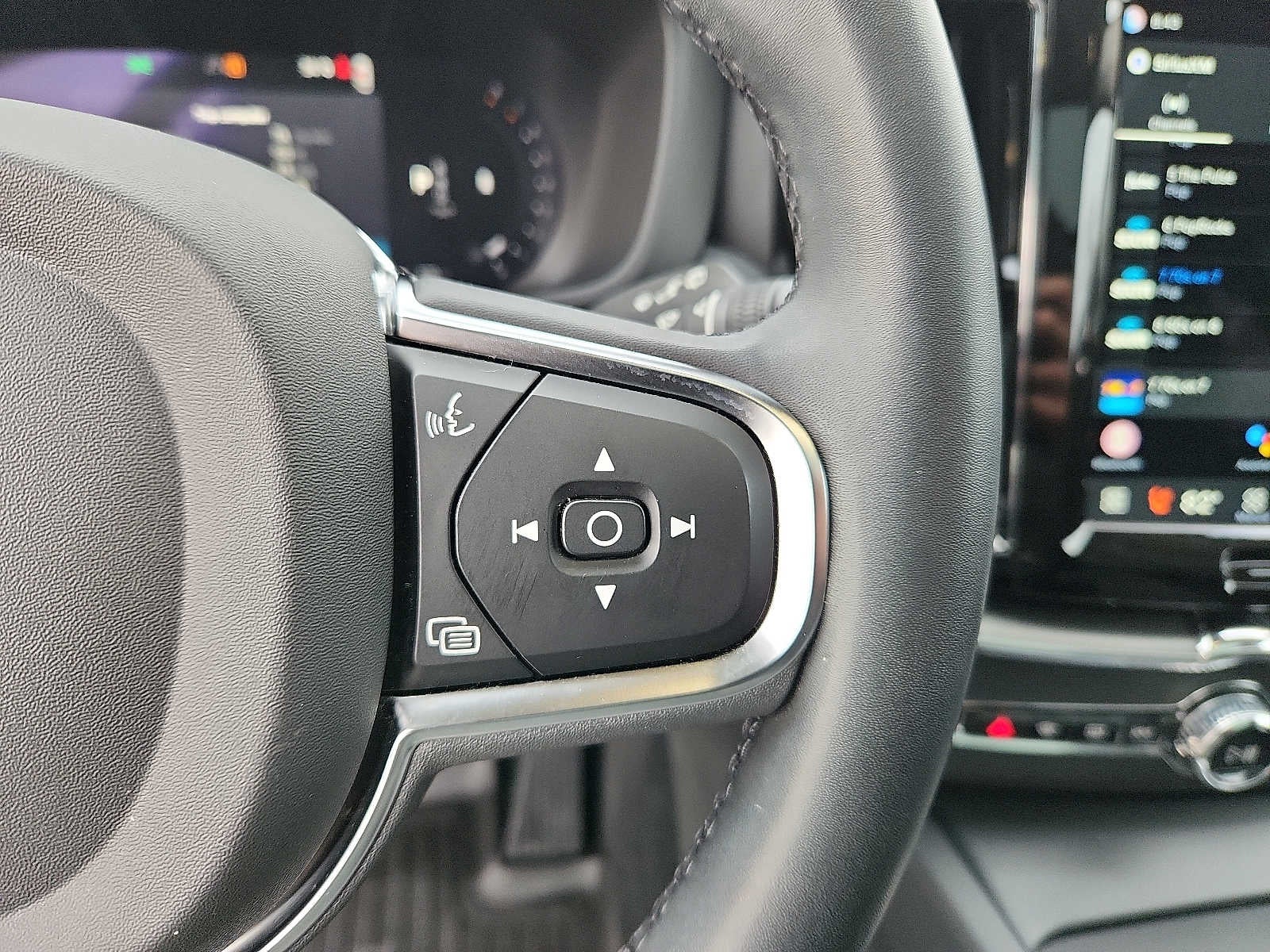 2023 Volvo XC60 Core