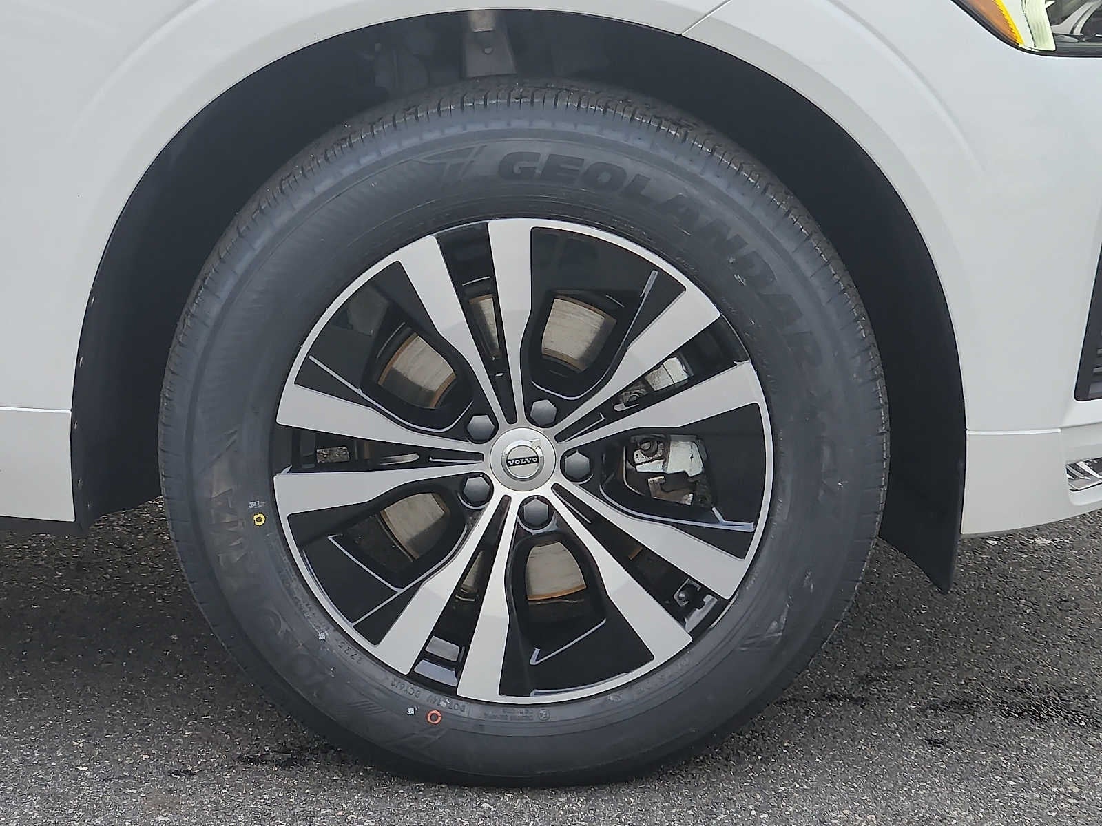 2023 Volvo XC60 Core