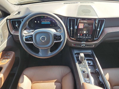 2023 Volvo XC60 Plus Dark Theme