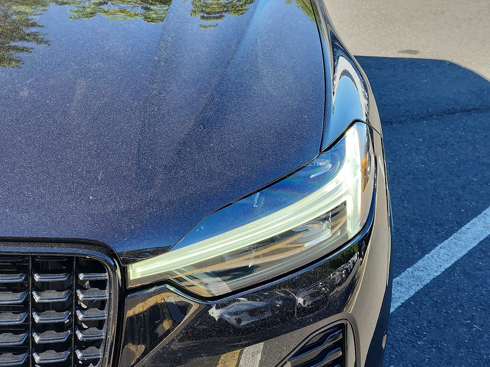 2023 Volvo XC60 Plus Dark Theme