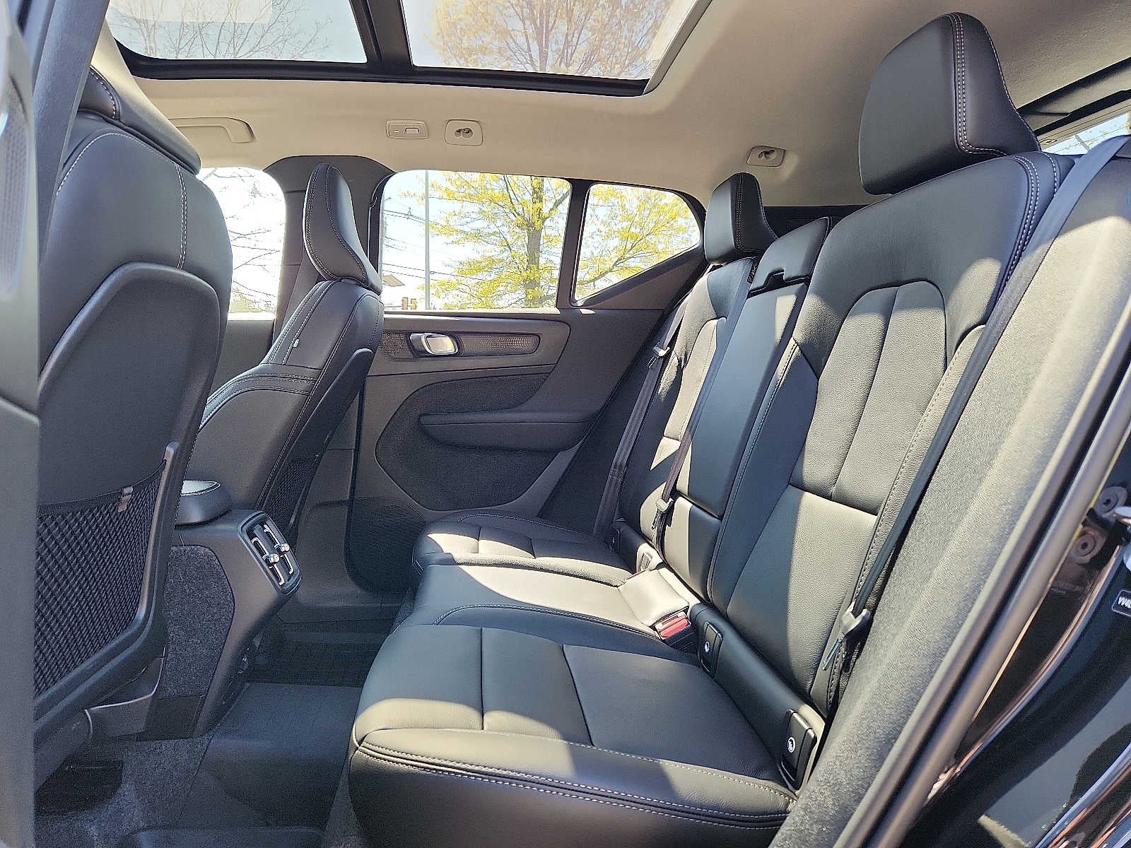 2026 Volvo XC40 Plus