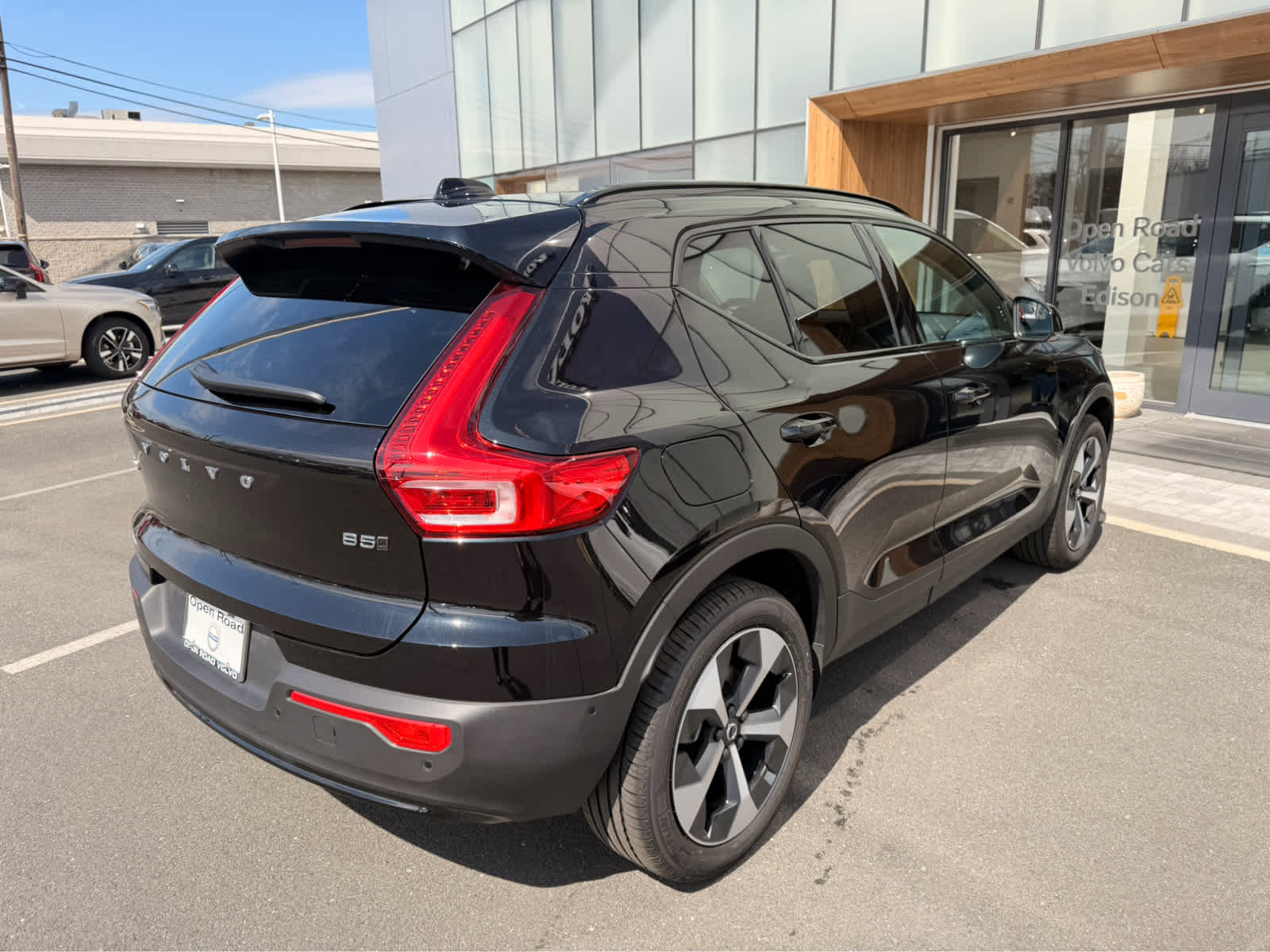 2026 Volvo XC40 Plus
