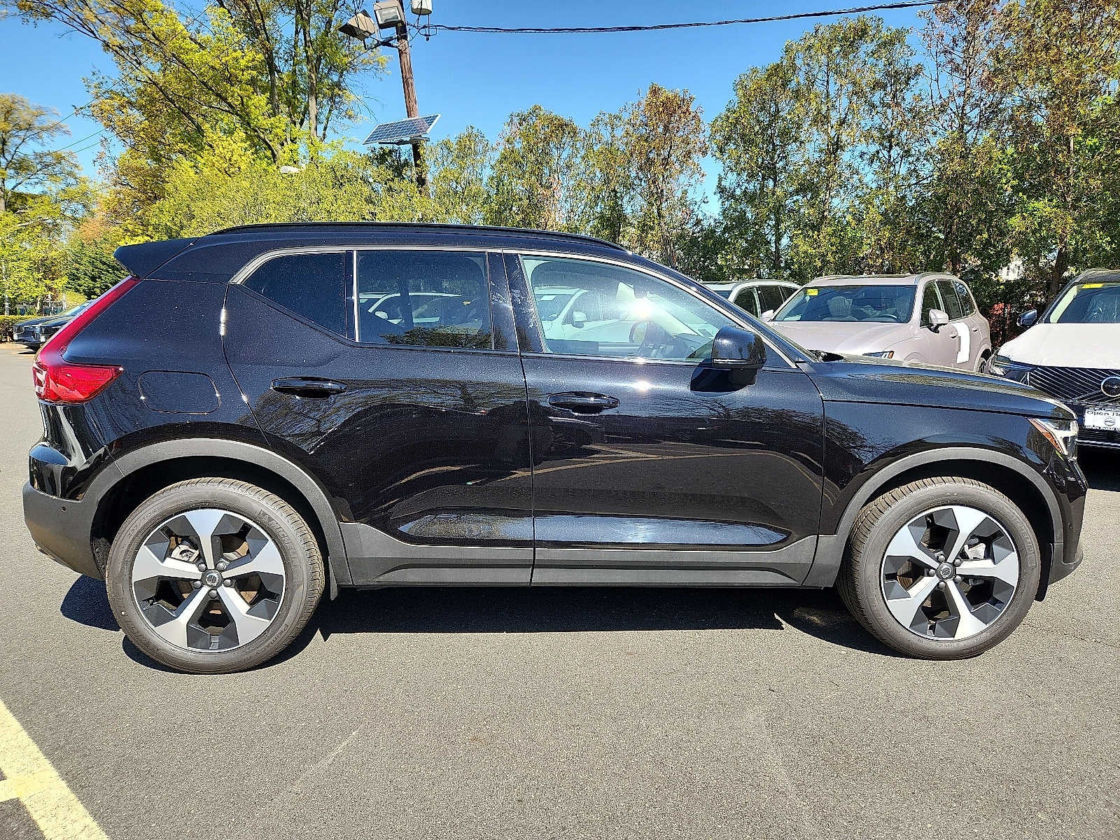 2026 Volvo XC40 Plus