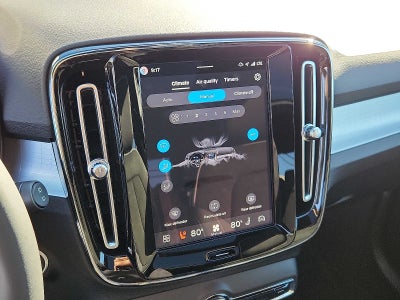 2026 Volvo XC40 Ultra Black Edition